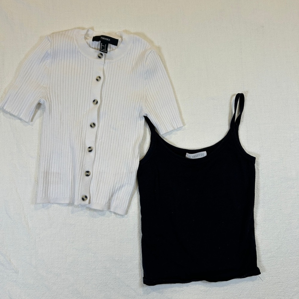 Forever 21 Lot of 2 Tops White Ribbed Button Up Cardigan & Black Cami Tank Small